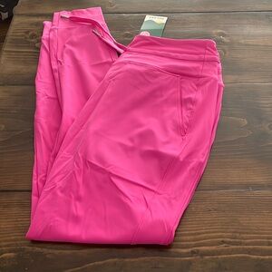 Halara Joggers HOT PINK new with tag- L